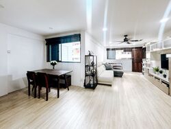 Blk 909 TAMPINES PALMSVILLE (Tampines), HDB 4 Rooms #486832641